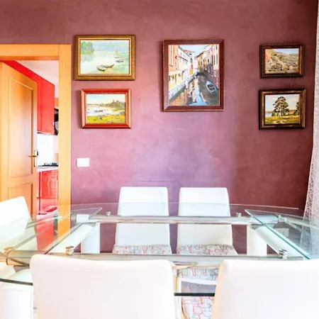 Fiera Di Luxury Apartment